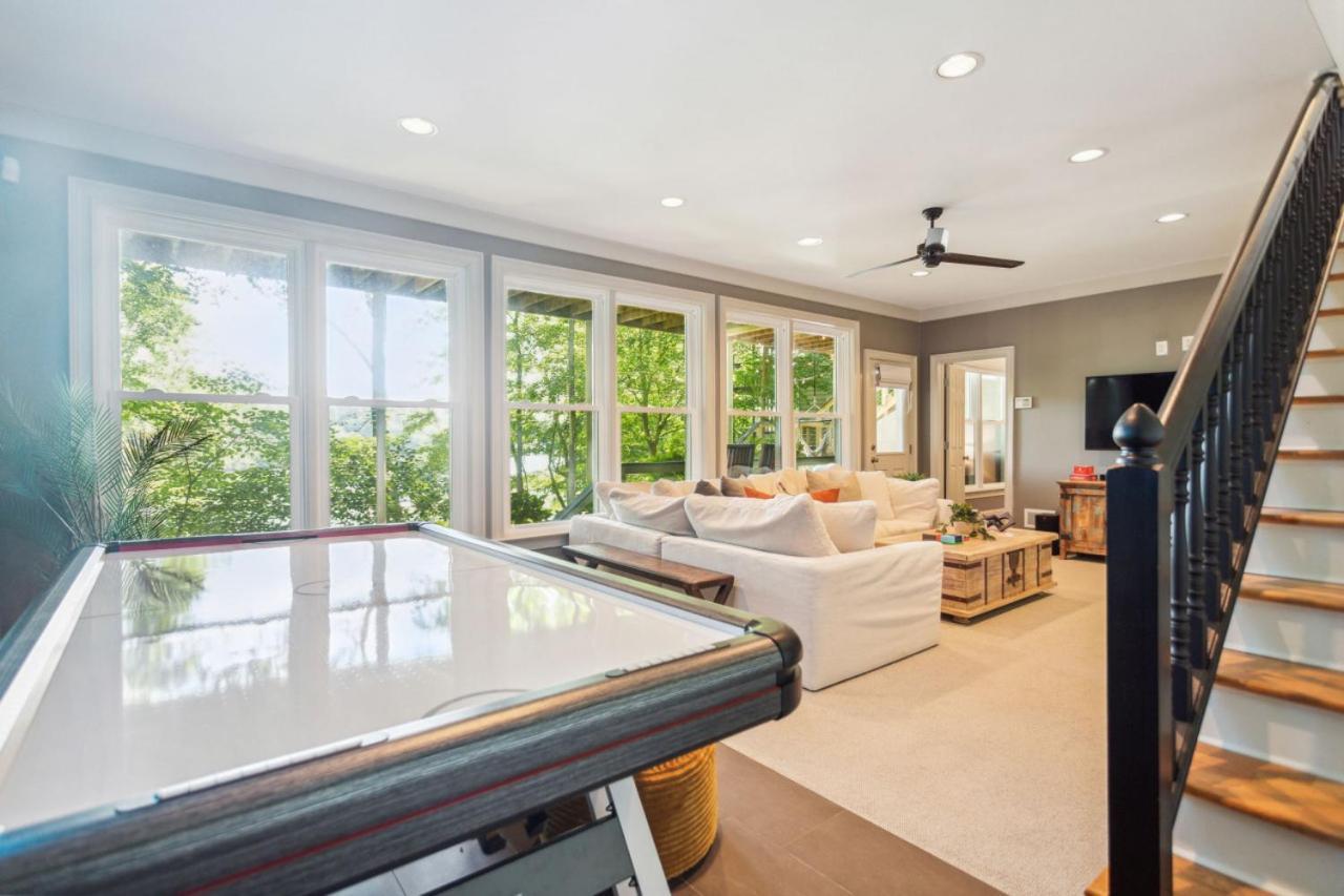 Lanier Landing - Private Dock Hot Tub Game Room Гейнсвилл Экстерьер фото
