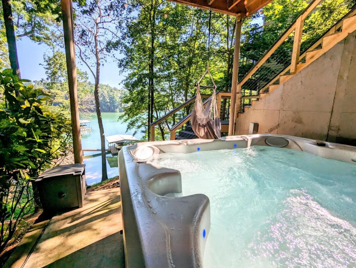 Lanier Landing - Private Dock Hot Tub Game Room Гейнсвилл Экстерьер фото